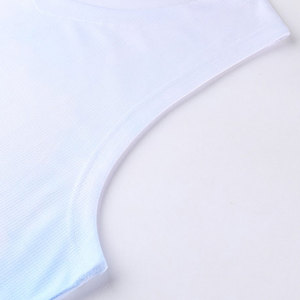 Uniforme de Baloncesto Personalizado para Equipos, 100% Poliéster, Uniforme de Baloncesto para Hombre - Product Image 3