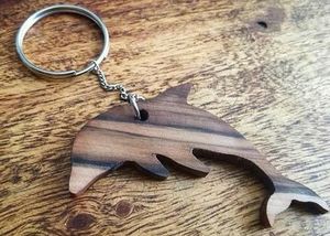 Porte-clés en bois faits à la main en gros avec motifs personnalisés pour les produits promotionnels, les magasins de détail et les entreprises de cadeaux - Product Image 4