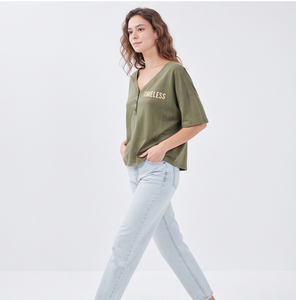 T-shirt d'été décontracté pour femme en jersey de coton imprimé à col en V, coupe ample, manches courtes, écologique, séchage rapide, style streetwear - Product Image 5