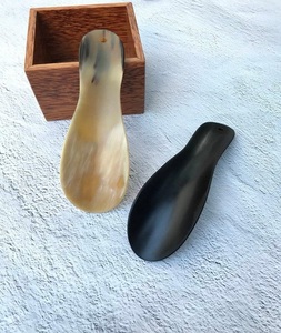 ฮอร์นรองเท้าไม้ทำมือรูปควายสั้นและยาวโลโก้อินเดีย - Product Image 4