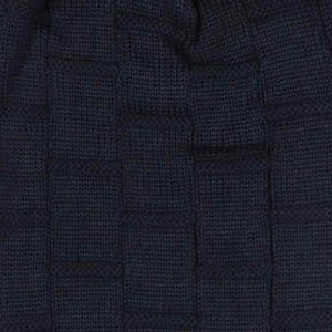Bonnet unisexe en acrylique à prix de gros, motif écossais rouge et noir, tricoté, style décontracté avec revers et patch logo en cuir - Product Image 6