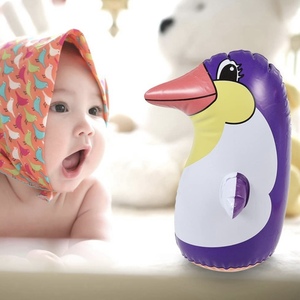 Pingüino Inflable Pequeño de PVC - Juguete para Niños para Exteriores y Piscina, Verano 2026 - Juguete Antiestrés Resistente y Rebotador - Product Image 6