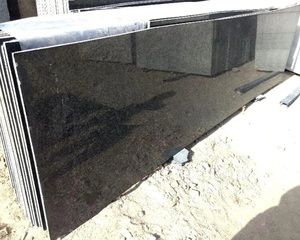 Dalles de granit noir brillant naturel pour revêtements de sol intérieurs et extérieurs, revêtements muraux, surfaces de cuisine et maisons élégantes - Product Image 4