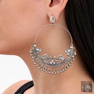 Boucles d'oreilles PRAO Statement Fashion Accessoire accrocheur de style paon et Ghungroo élégant - Product Image 4