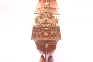 SOBEREÑO DE LOS MAREJES |   100% MADERA DE ROSA |   Maqueta de Barco Histórico del Reino Unido Hecha a Mano en Madera, Edición Especial para Amantes de la Nautica, Decoración - Product Image 6