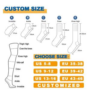 Chaussettes de sport en coton jacquard respirantes et décontractées, noires et blanches, de haute qualité, rembourrées - Product Image 6