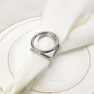 Anneaux de serviette design pour la décoration de table, accessoire de vaisselle élégant pour la maison et les hôtels - Product Image 3