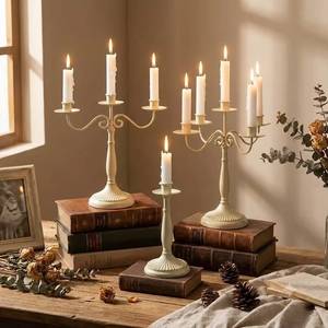 SKIES TRADERS CL00329 Candelabro de Metal con Brazos, Portavelas Vintage con Diseño de Pergamino, Centro de Mesa para Bodas, Hecho a Mano - Product Image 4