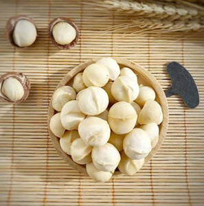 Selected In-Shell <b>Macadamia</b> <b>Nuts</b> Roasted with Original Recipe and Light Sea Salt Seasoning - Product Image 1