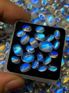 Piedra de Luna Arcoíris Azul Fuego de Calidad Premium, Cabujón Suelto, Piedra Natural para Joyería, por pieza - Product Image 1