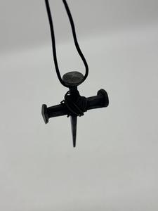 Pendentifs en forme de croix chrétienne en fer forgé de qualité supérieure pour la fabrication de bijoux, fabrication en gros OEM et exportation mondiale - Product Image 4