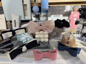 Taiwan <b>Bow</b> <b>Hair</b> Pins - Product Image 4