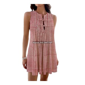 Tunique en coton imprimée à la main de manière éthique pour femmes, haut tissé léger, style bohème chic, artisanat indien - Product Image 3