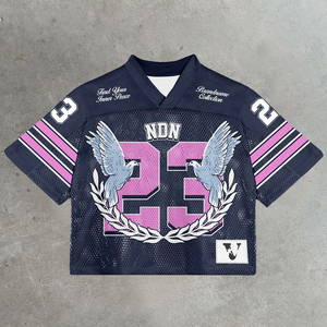 Camiseta de fútbol americano retro personalizada al por mayor con estampado integral, estilo streetwear, de malla sublimada de alta calidad, manga corta y corte holgado. - Product Image 4