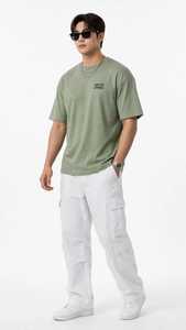 เสื้อยืดคอกลมสีเขียวสำหรับผู้ชาย ONETEN Apparels พร้อมโลโก้ตัวอักษรด้านหน้า เสื้อแขนสั้นลำลอง - Product Image 4