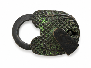 Candado Antiguo de Metal Verde con Diseño Floral Tallado y Dos Llaves, Decoración para el Hogar - Product Image 5