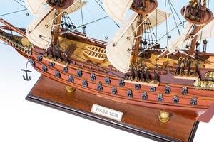 Vasa Wasa 1628, Barco de Guerra Sueco Hecho a Mano en Madera con Detalles en Latón y Base de Exhibición de Madera, Adorno Náutico para Mesa del Hogar - Product Image 2