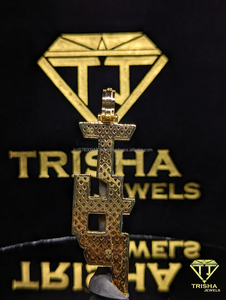 Pendentif personnalisé « THP » en argent sterling 925 avec diamant moissanite VVS étincelant par Trisha Jewels - Product Image 5
