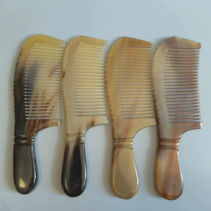 Ensemble de peignes en corne, design tendance, naturel, pour le soin des bébés et la beauté féminine, fait main, écologique, pour un usage quotidien - Product Image 5