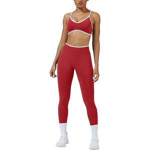 Ensemble de yoga pour femme à maintien élevé, comprenant un soutien-gorge de sport rembourré sans couture et un legging taille haute froncé aux fesses avec effet ventre plat, en Nylon Spandex - Product Image 2