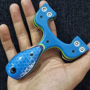 Resortera Táctica de Alta Resistencia NFZ Leopard con Núcleo de Aluminio, Resina Micarta, Madera G10 y Kuningan, 300g, Estructura Robusta para Exteriores - Product Image 3