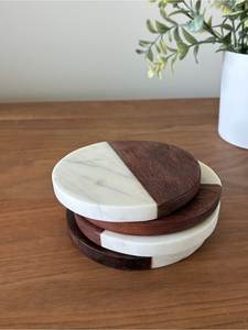 Juego de Posavasos Modernos de Madera y Mármol, Posavasos Redondos para Tazas, Copas de Vino, Decoración de Mesa para el Hogar y Restaurantes - Product Image 1