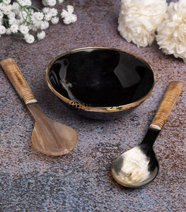 Cuenco de Lujo Hecho a Mano Estilo Ángel Redondo Decorativo para Comedor de Tradebyd - Product Image 1