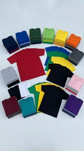 Camiseta Casual de Alta Calidad, Tela Suave y Cómoda, Ropa Elegante para Uso Diario, Colección para Hombre y Mujer - Product Image 3