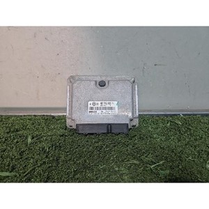 ECUs et modules informatiques d'occasion pour Golf 06A906018FK pour modèles Golf IV/V, certifiés OE Allemagne, excellent état, livraison express FedEx - Product Image 1