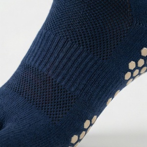 Calcetines de Hombre, Color Sólido, Tejidos, Transpirables, de Cinco Dedos, de Algodón y Elastano, para Uso Diario en Primavera - Product Image 5