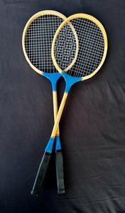 Wholesale <b>Professional</b> Cheap Price Wood Handle Outdoor Sports Badminton Rackets Badminton Wooden Ball Sports Equipment - Product Image 4