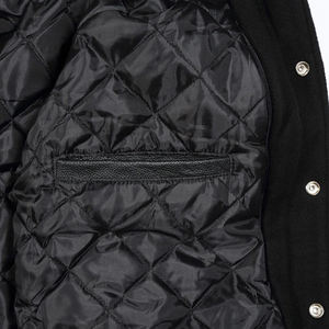 Chaqueta universitaria blanca lisa de diseño personalizado con rayas blancas, chaqueta de béisbol universitaria para hombre - Product Image 6