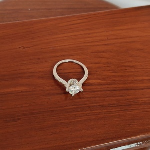 Anillo de Flores en Racimo para Mujer, Romántico, Elegante, Minimalista, Acabado Pulido, para Compromiso, Boda, Fiesta - Product Image 3