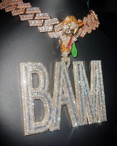 Colgante de Lujo Personalizado con Letra BAM de Plata de Ley 925 Bañado en Oro de 18K, Estilo Hip Hop, con Dibujos Animados y Baquetas Heladas para Hombre - Product Image 3