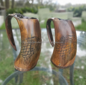 Jarra de Cuerno de Búfalo de Primera Calidad, Hecha a Mano, Acabado Natural, Duradera, Elegante, Vajilla Rústica para Cocina y Comedor - Product Image 1