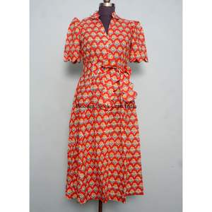 Robe midi pour femme en coton indien imprimé à la main, col en V, manches courtes, silhouette droite, idéale pour les fêtes, les vacances d'été à la plage - Product Image 1