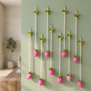 Décoration suspendue artisanale en perles florales roses fraise avec cordon de perles pour porte, mur, entrée, Pooja, mariage, décoration festive pour la maison - Product Image 1