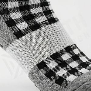 Calcetines Deportivos Transpirables con Puntos Antideslizantes y Antifricción, Calcetines de Yoga hasta la Pantorrilla, Calcetines de Pilates con Agarre para Ejercicios en el Suelo, Calcetines de Equilibrio Cómodos, Color Personalizado - Product Image 5