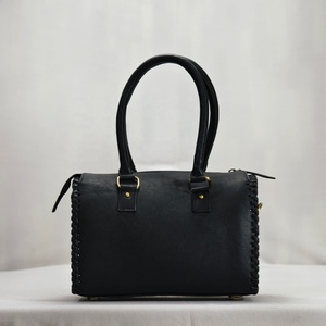 Sac à main d'épaule de créateur en cuir de vachette véritable de qualité supérieure, avec panneau floral gaufré et fermeture éclair, idéal pour l'hiver et le shopping portable - Product Image 2