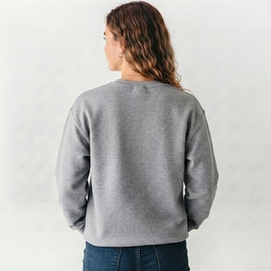 Sweat-shirt pour femme à imprimé graphique, en molleton de coton premium, vêtement décontracté avec motifs artistiques créatifs, texture douce, coupe confortable, personnalisable - Product Image 5
