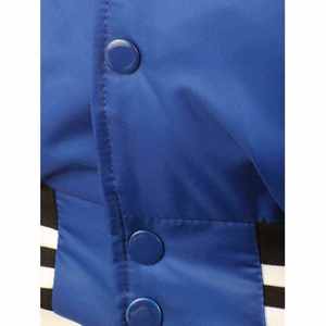 Veste de baseball en laine personnalisée de haute qualité avec des caractéristiques de style Letterman en satin, design respirant et logo personnalisé - Product Image 5