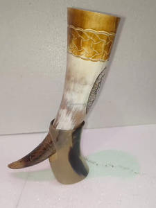 Taza de Beber Impermeable de Cuerno de Búfalo Natural para Cerveza, Agua, Jugo - Taza Rústica Hecha a Mano con Acabado Pulido Estilo Animal - Product Image 3