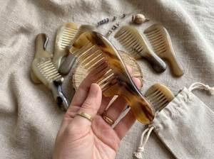 Peigne en corne de buffle fait main, brosse à cheveux naturelle polie, portable, écologique, art populaire - Product Image 5