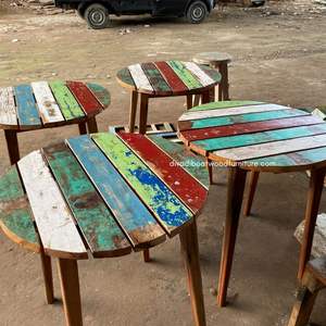 Table ronde artisanale avec espace de rangement et structure démontable en bois de bateau recyclé couleur naturelle pour mobilier d'extérieur, maison et jardin - Product Image 5