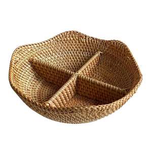 Bandeja Redonda de Ratán con Divisiones para Servir Frutas, Dulces, Nueces, Verduras y Otros Bocadillos - Product Image 3