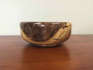 ชุดชามสลัดไม้มะม่วงเคลือบอีพ็อกซี่เรซิ่นคุณภาพดี งานแฮนด์เมด ดีไซน์ทันสมัย เหมาะสำหรับงานแต่งงานและงานเลี้ยง จากอินเดีย - Product Image 5