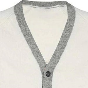 Suéter Unisex de Alta Calidad con Cuello en V, Tejido de Lana/Acrílico, Diseño a Rayas, Estilo Casual para Otoño/Invierno, Cárdigan con Botones para Mujer - Product Image 2