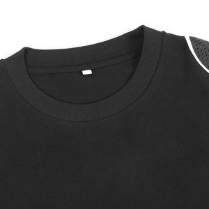 เสื้อยืดสตรีทแวร์วินเทจผ้าตาข่ายตัดต่อผ้าฝ้ายลำลองระบายอากาศได้ดีแขนสั้นสำหรับผู้ชาย สามารถสั่งทำพร้อมโลโก้ได้ - Product Image 3