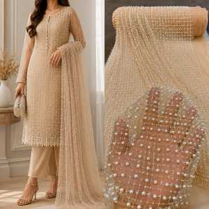Ensemble de costume pakistanais en tulle orné de perles et de cristaux pour femmes – Salwar Kameez de créateur pour les occasions spéciales avec Kurta richement brodée à la main - Product Image 3