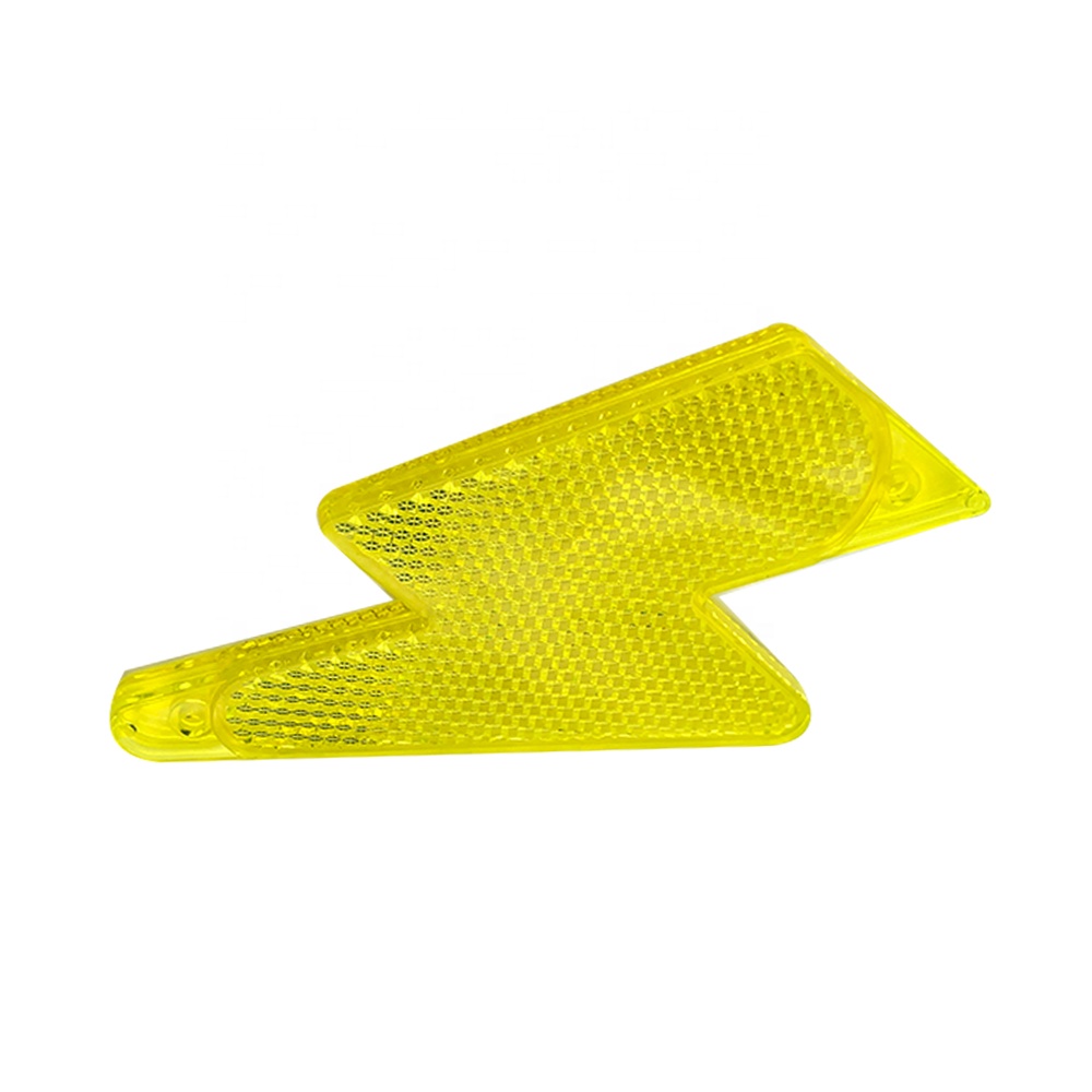 สีเหลือง